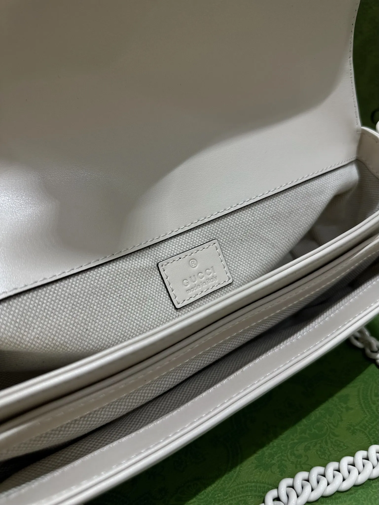 Gucci GG Marmont ショルダーバッグ ホワイト オリジナルレザー - 画像 (10)