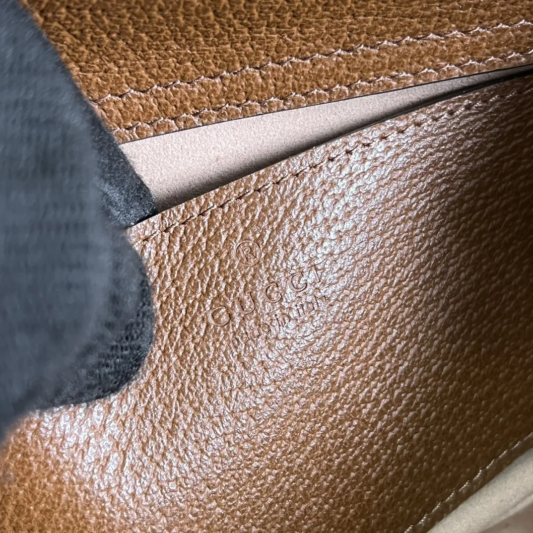 Gucci Diana竹節トランペットショルダーバッグ 茶色 Cosmogonie - 画像 (9)
