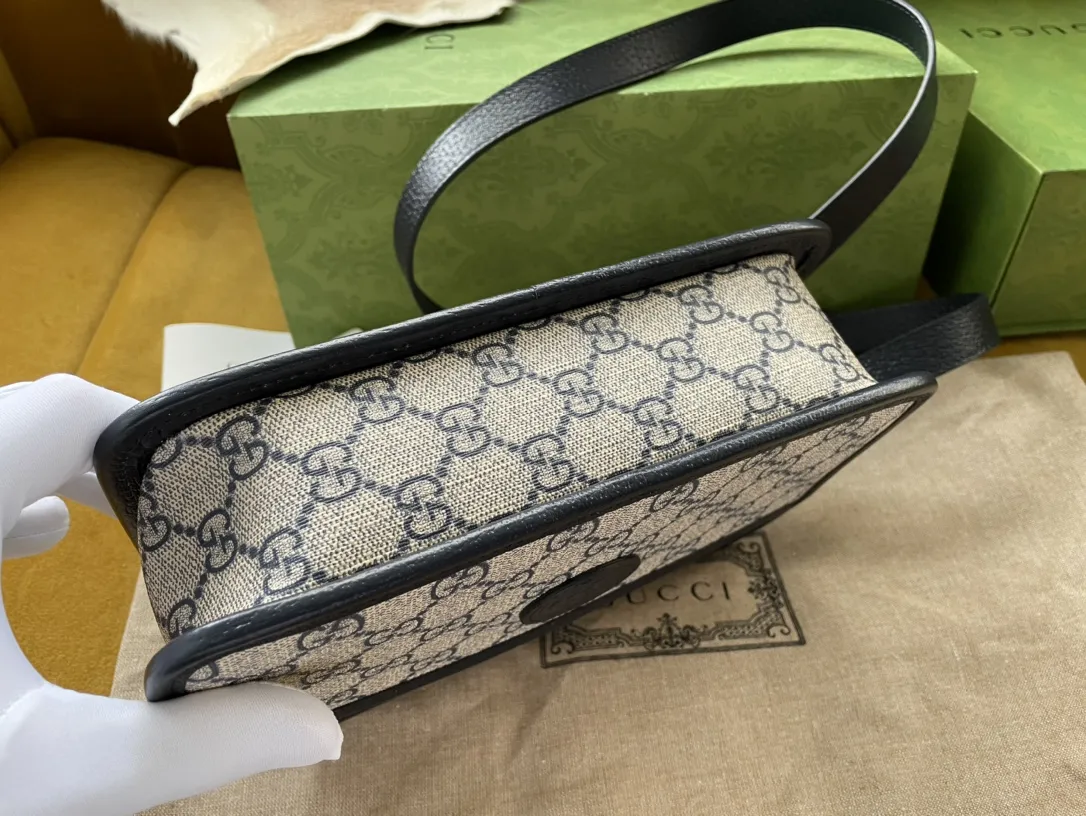 Gucci ブルーGG Supremeミニバッグ - 画像 (5)