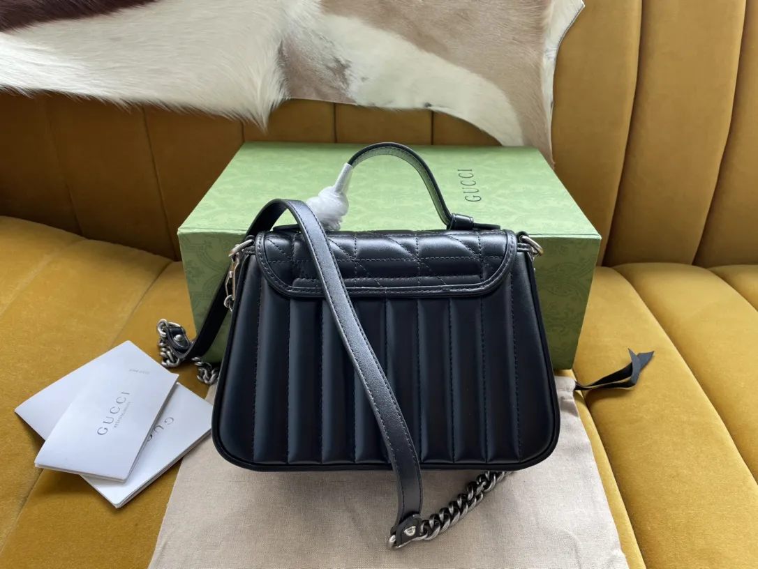 Gucci GG Marmont ミニバッグ 黒 クラシックキルティング - 画像 (3)