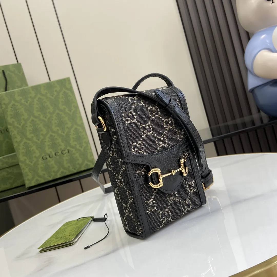 Gucci 馬具バッグ1955 ミニバッグ ブラック - 画像 (3)