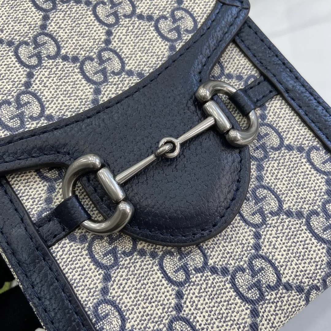 Gucci 馬具バッグ1955 ミニバッグ ブルーPVC - 画像 (6)