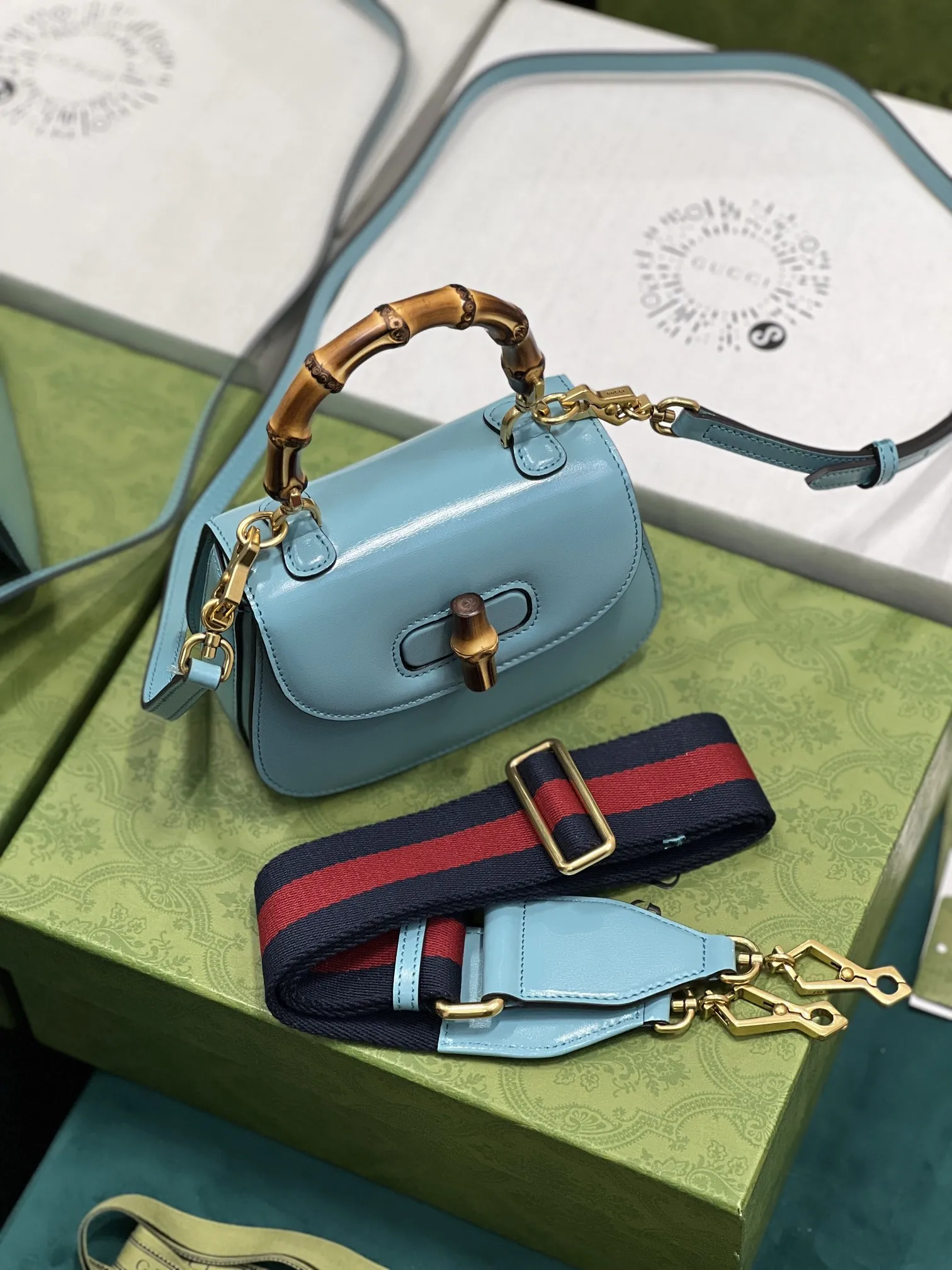 Gucci Ariaシリーズ ブルー 小型ハンドバッグ - 画像 (4)