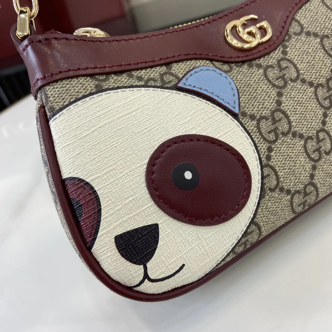 Gucci フェンディレッドパンダミニバッグ - 画像 (9)