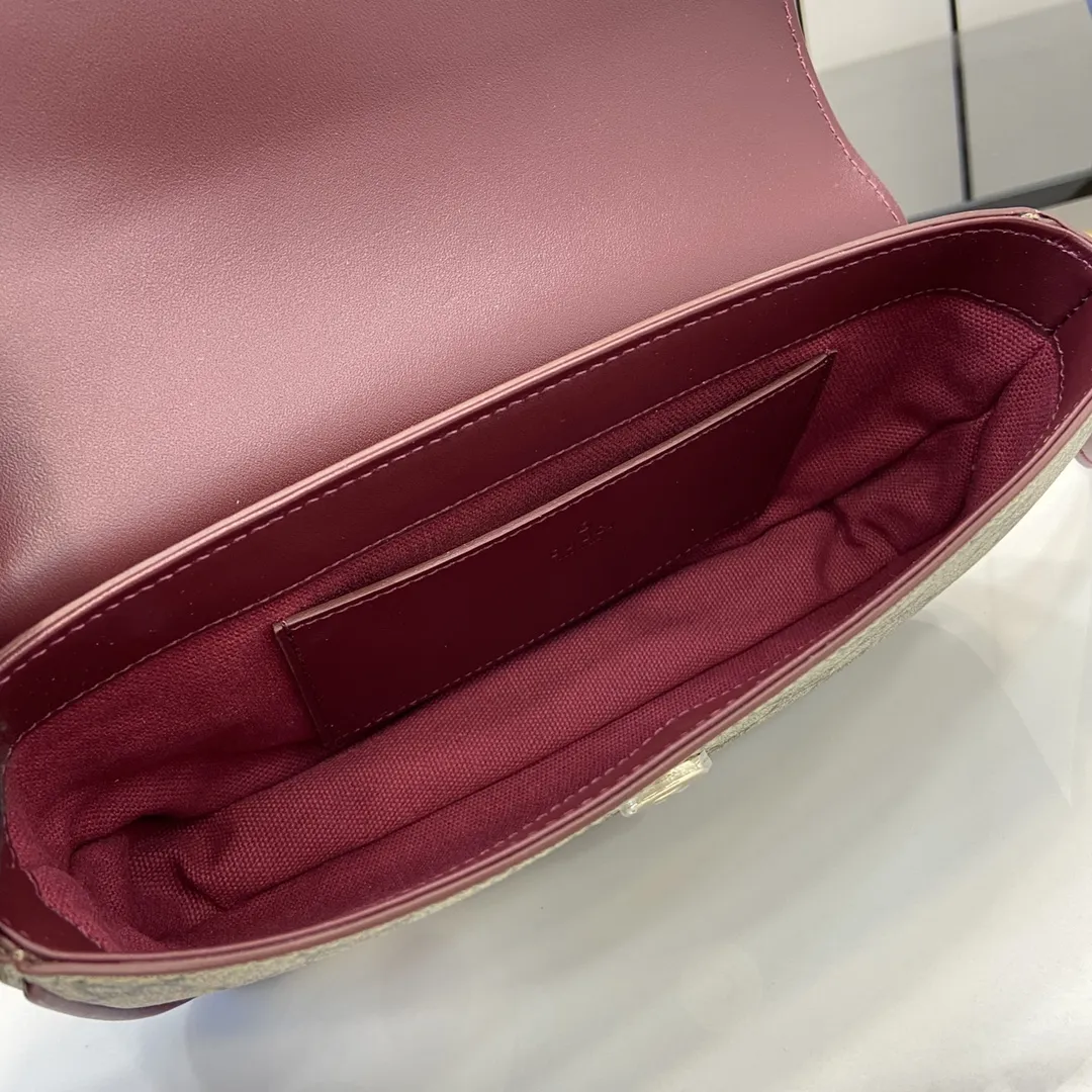 Gucci 猫柄ミニショルダーバッグ 茶色 パンダの図案 - 画像 (11)