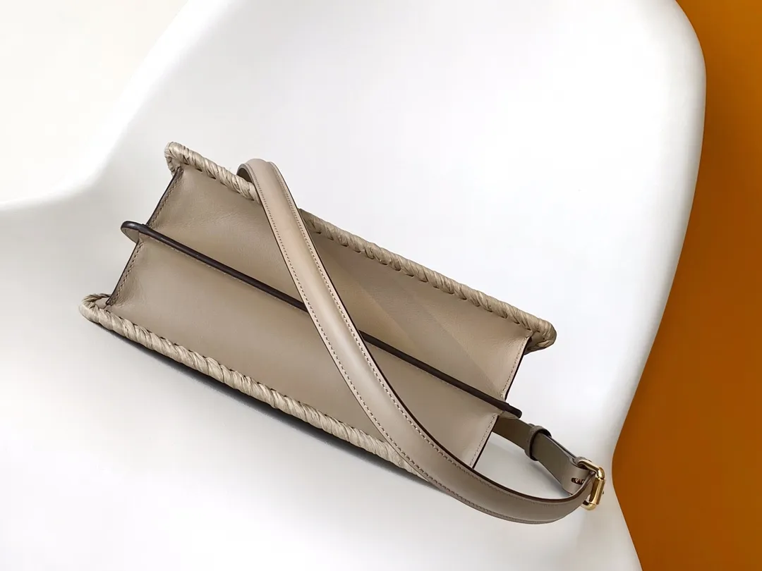 Fendi Iconic Peekaboo ISeeU ベージュ編み込みバッグ - 画像 (4)