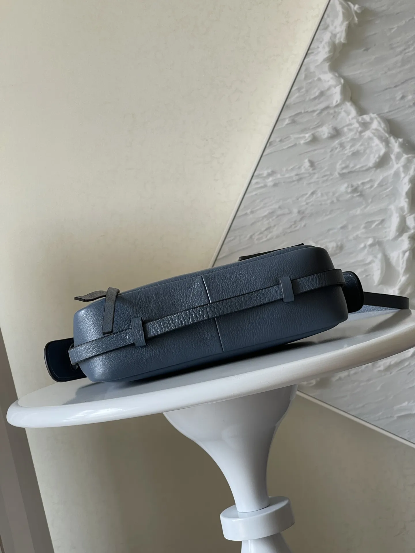 FENDI Simply FENDI ブルー ショルダーバッグ - 画像 (8)