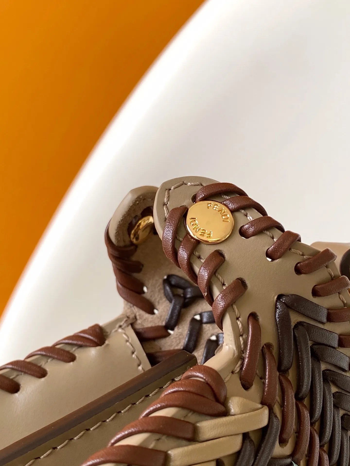 Fendi Iconic Peekaboo ISeeU Mini ブラウンとブルーストライプ - 画像 (8)