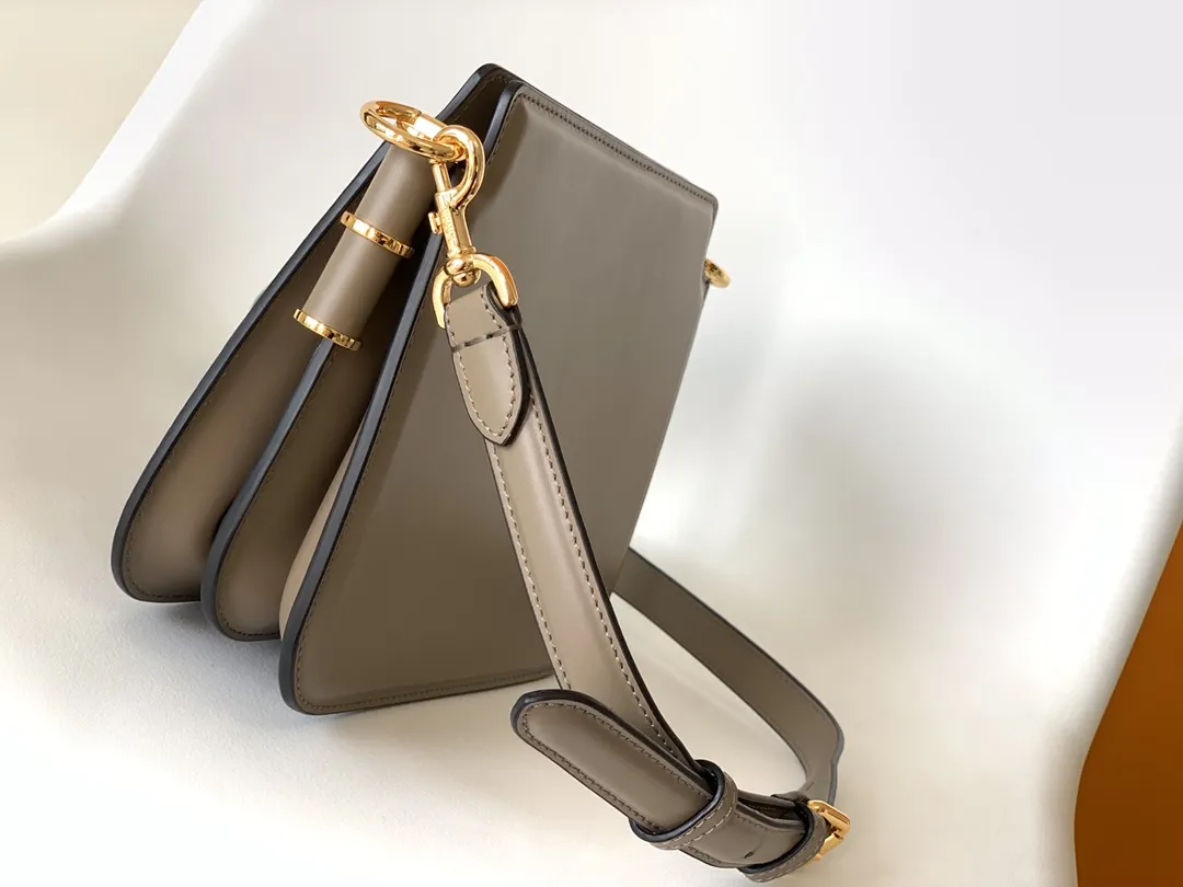 Fendi touch 風琴ハンドバッグ グレー レザー - 画像 (4)