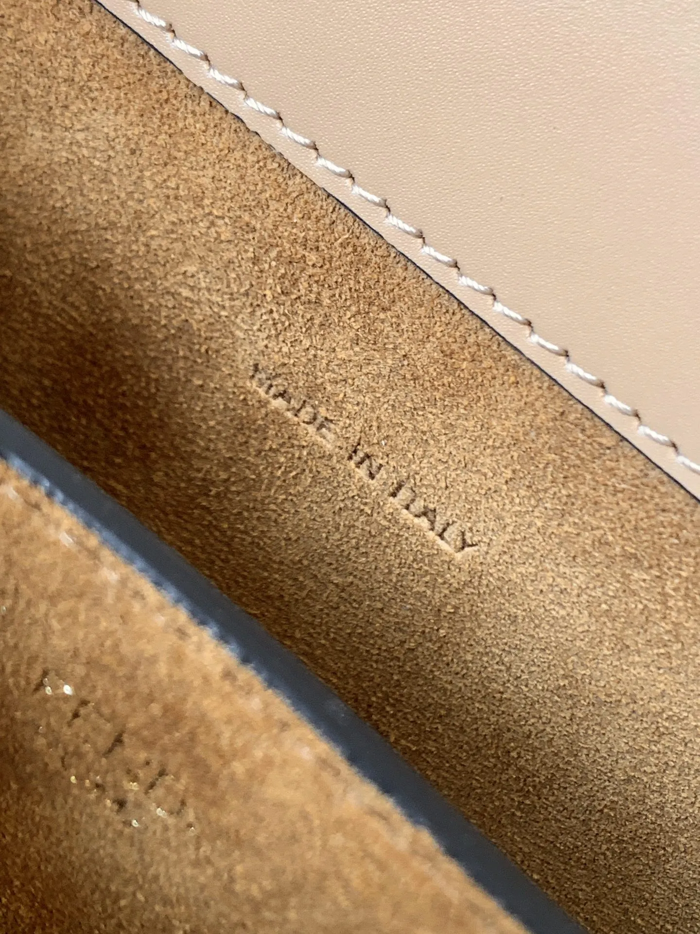 Fendi touch 風琴ハンドバッグ ベージュ レザー - 画像 (10)