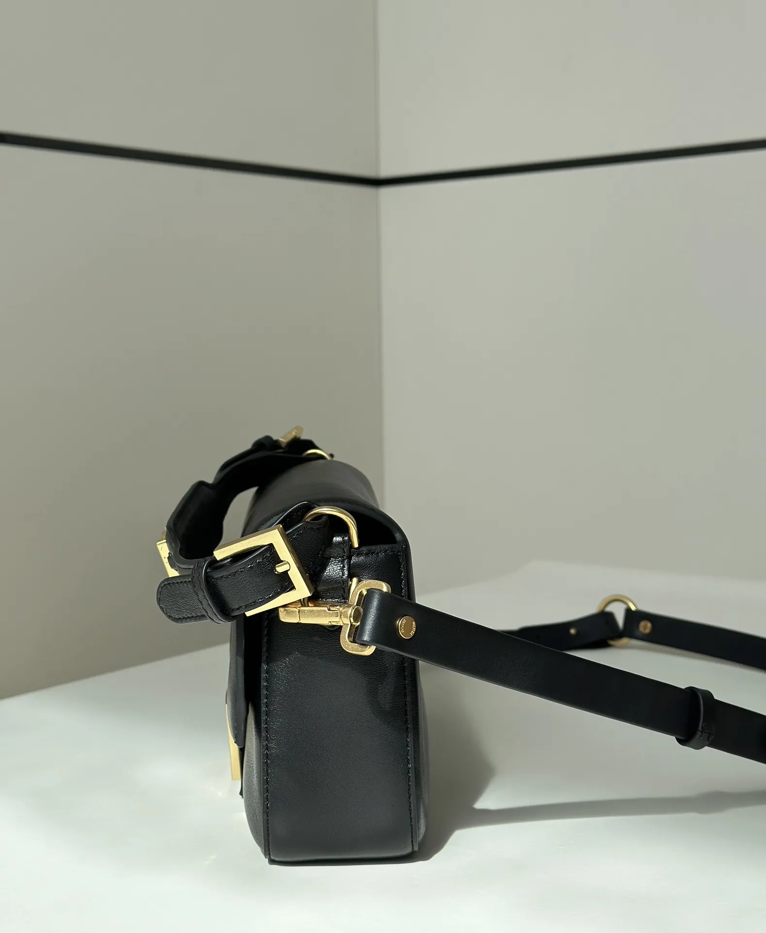 FENDI Stefano Pilati BAGUETTE 黒 バッグ - 画像 (3)