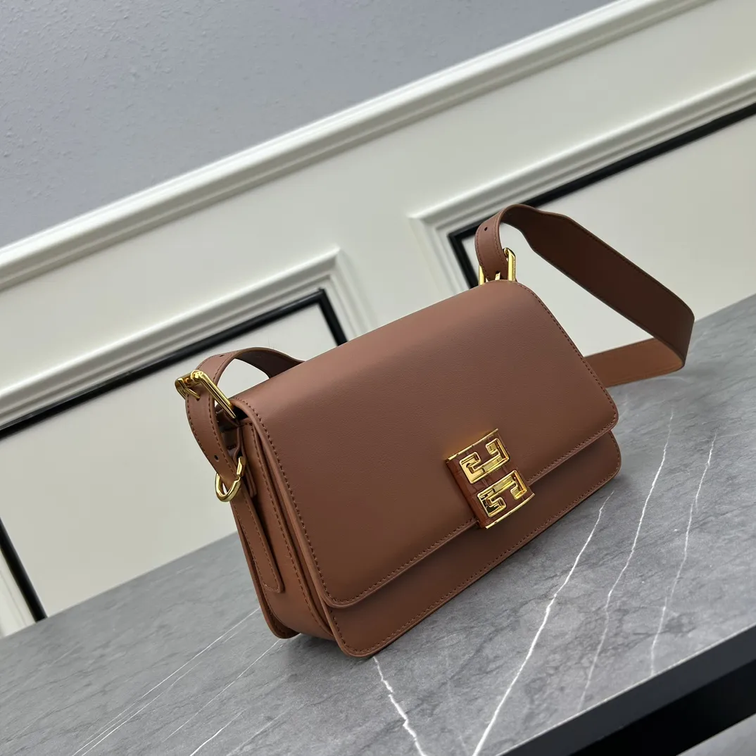 Givenchy ブラウン 粒面レザーミディアムクロスボディバッグ - 画像 (3)