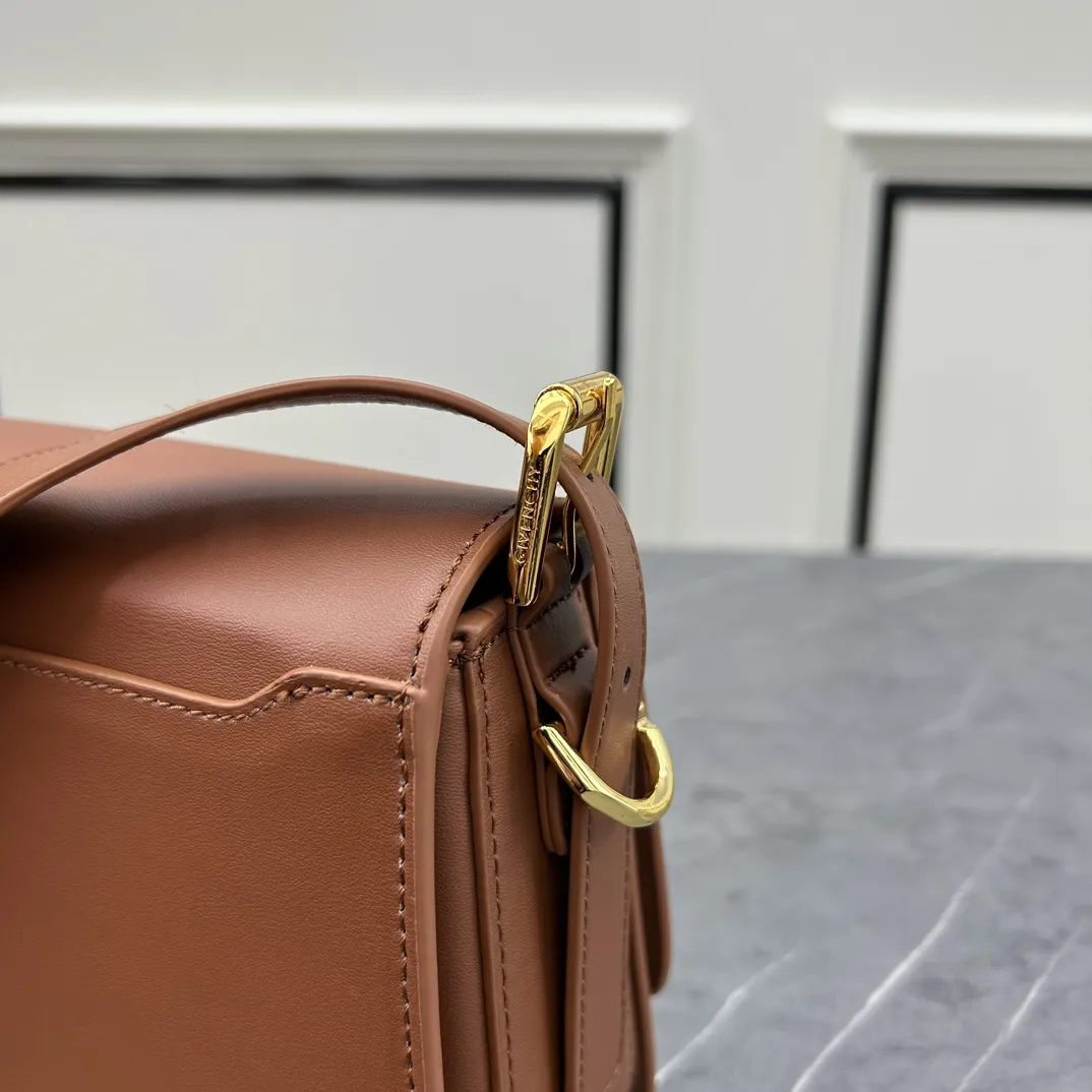 Givenchy ブラウン 粒面レザーミディアムクロスボディバッグ - 画像 (7)