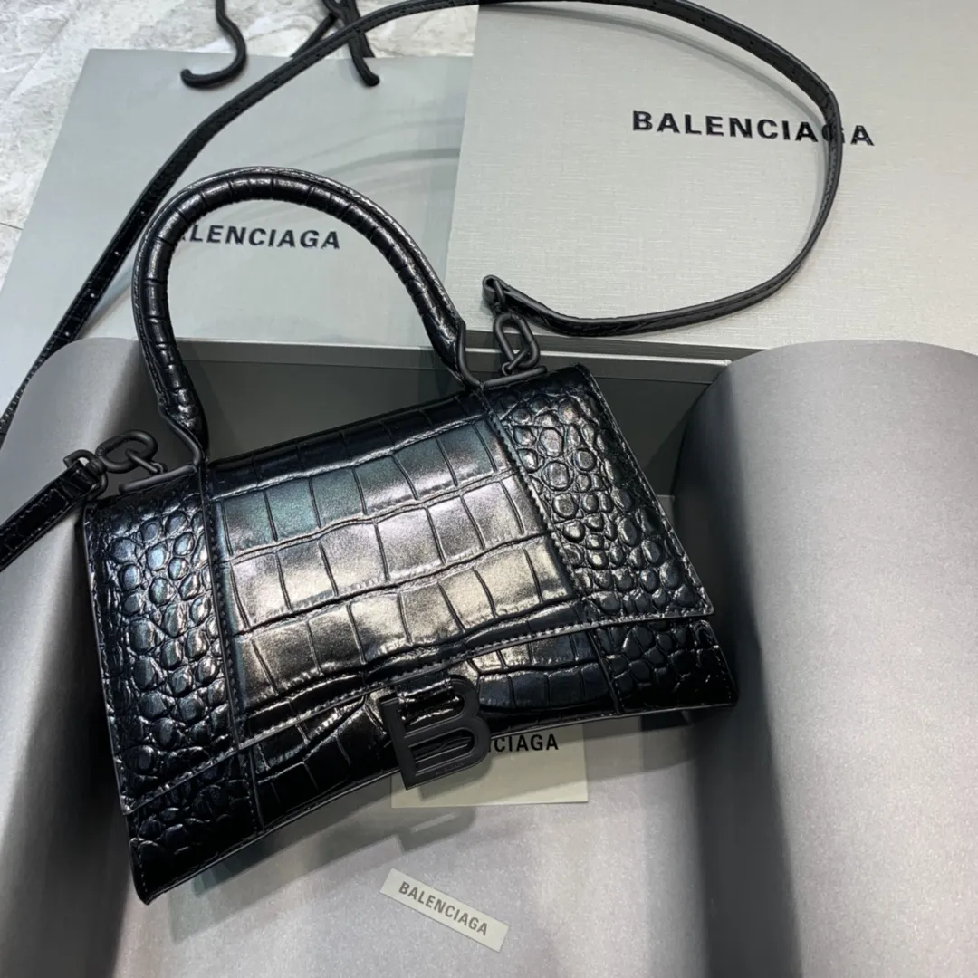 BALENCIAGA クロコダイルブラック ショルダーバッグ