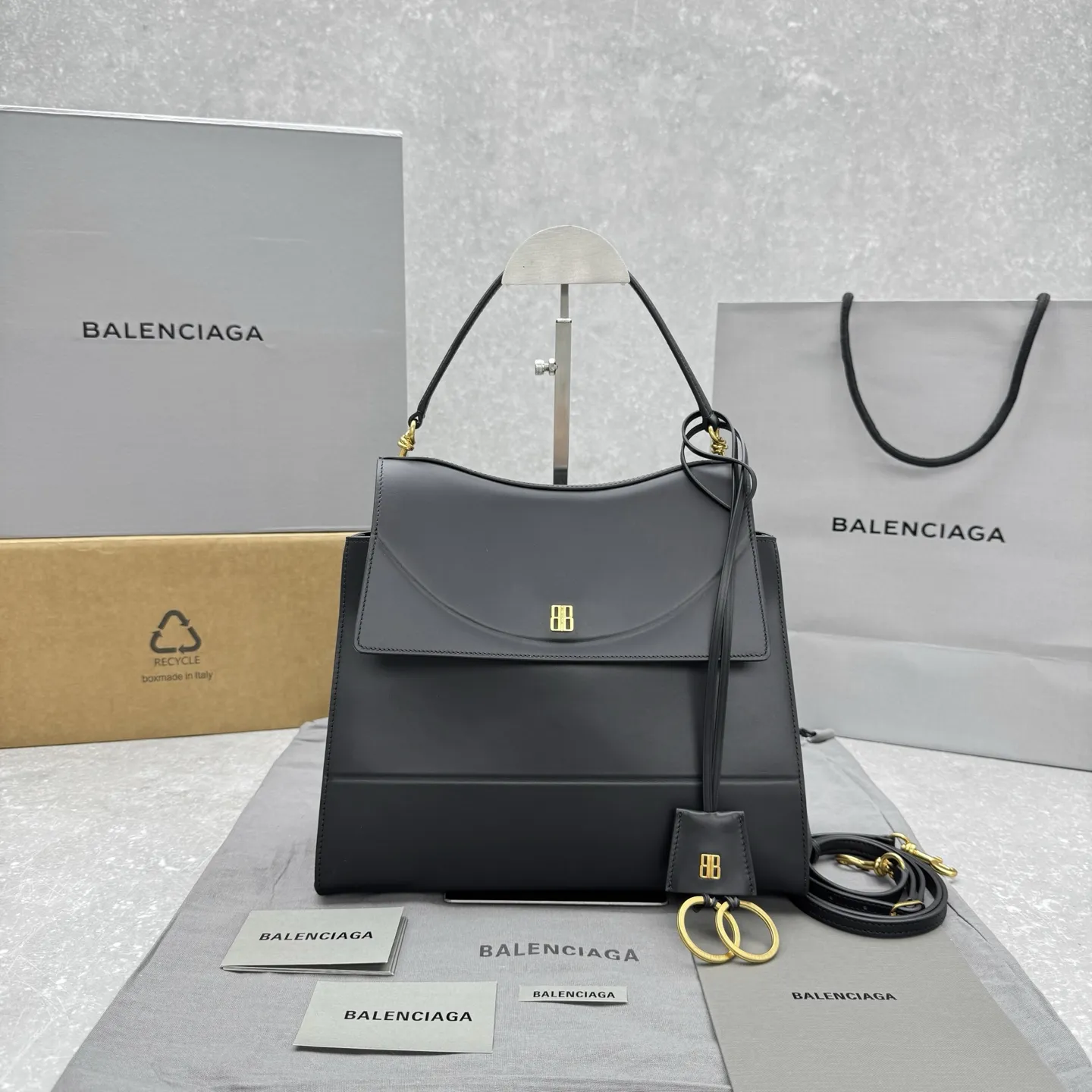 Balenciaga NANO手提包 黒 平纹款
