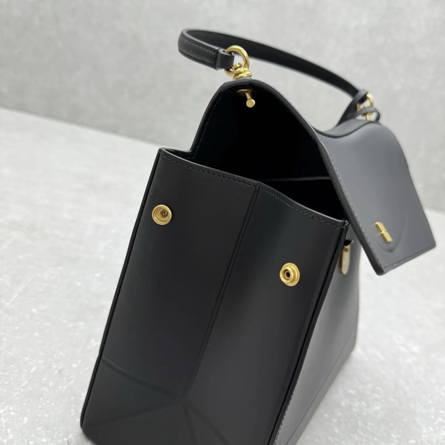 Balenciaga NANO手提包 黒 平纹款 - 画像 (9)