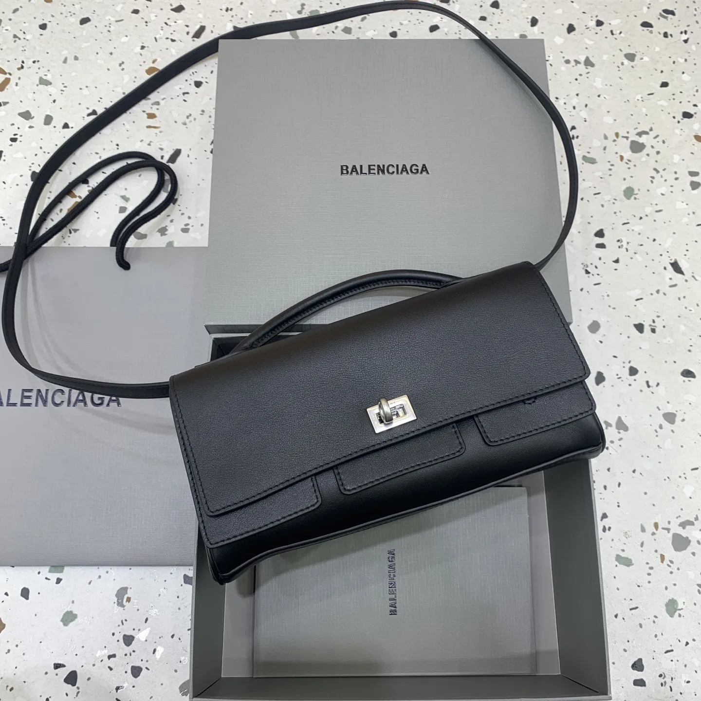 BALENCIAGA Bel Air Clutch 黒 銀扣 手拿包