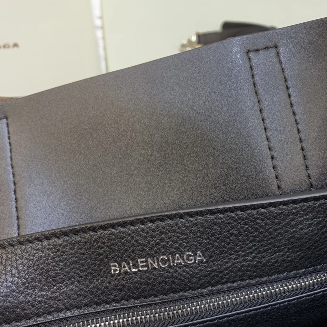 BALENCIAGA ブラック トートバッグ 小号 - 画像 (8)