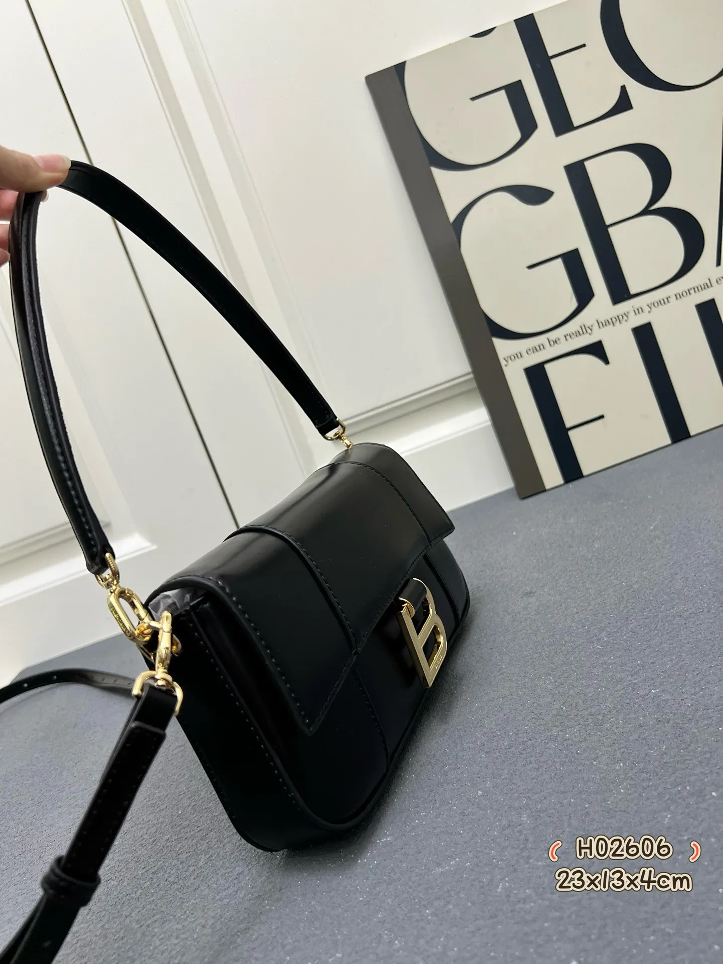 Balenciaga 黒 2025新作 H02606 - 画像 (3)