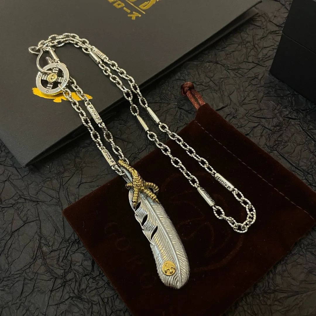 Goro's シルバー タカ爪羽根ペンダント - 画像 (5)