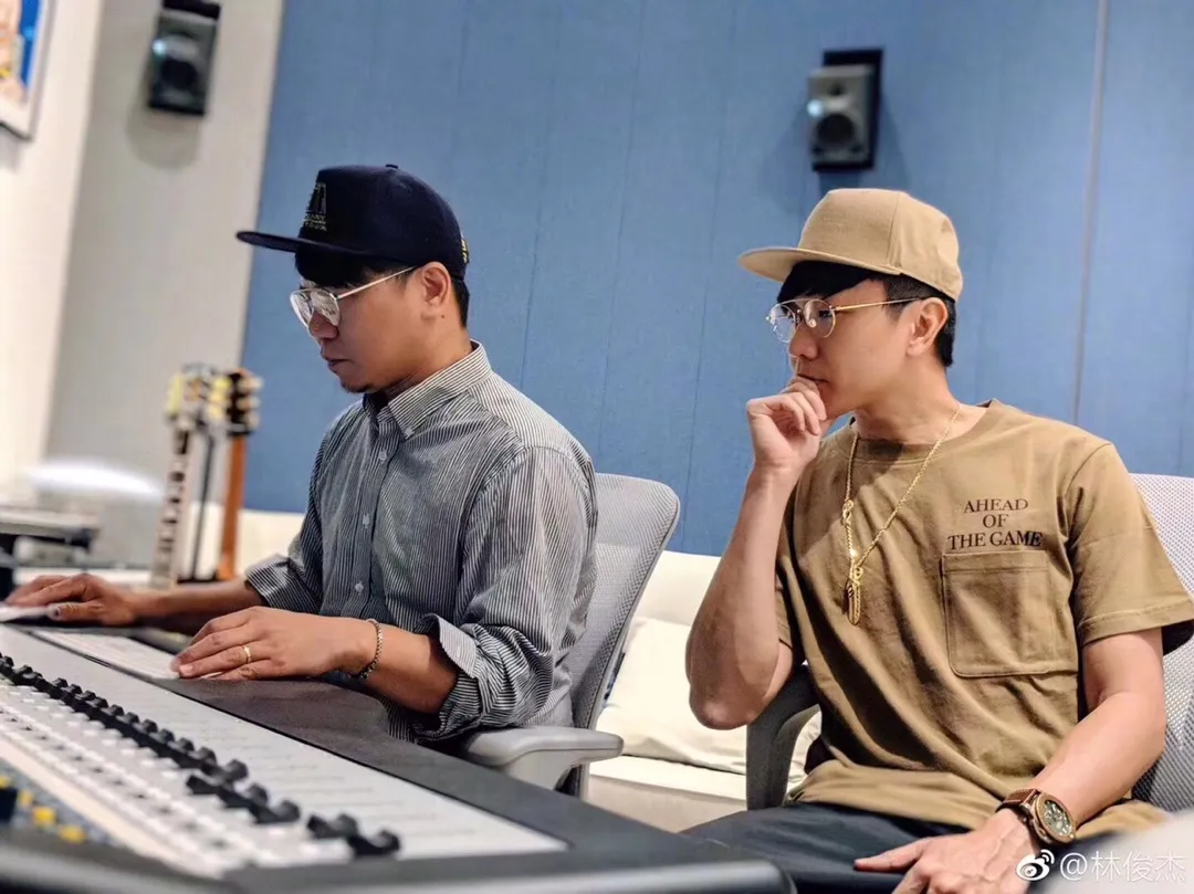 高橋吾郎Goro'sシルバーフェザーネックレス - 画像 (5)