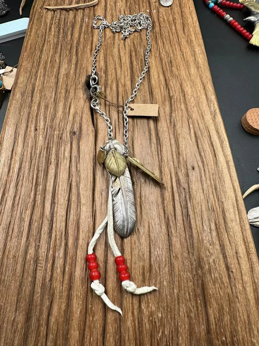 高橋ネックレス シルバー&ゴールド フェザーデザイン - 画像 (3)