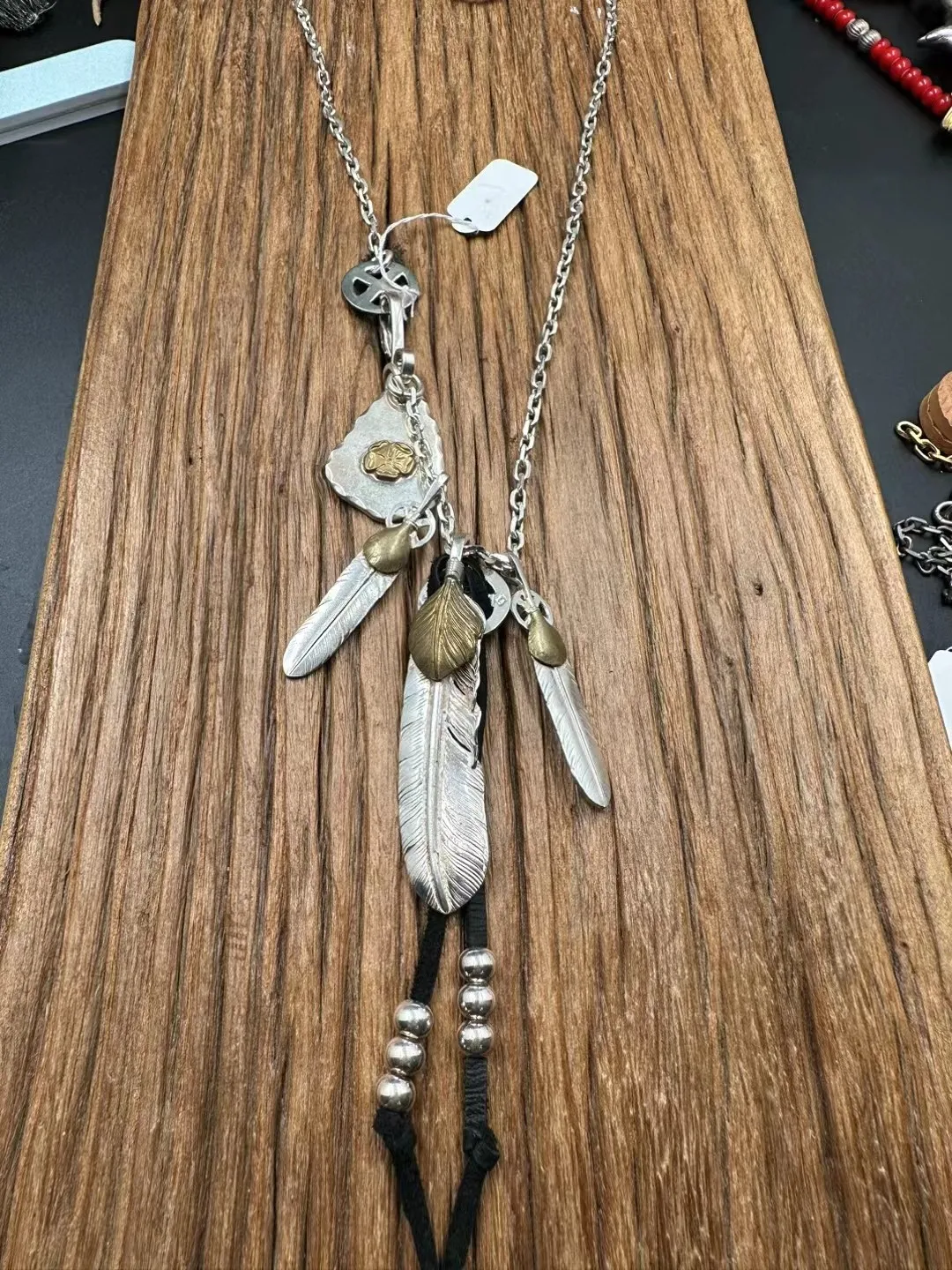高橋ネックレス シルバー&ゴールド フェザーデザイン - 画像 (6)