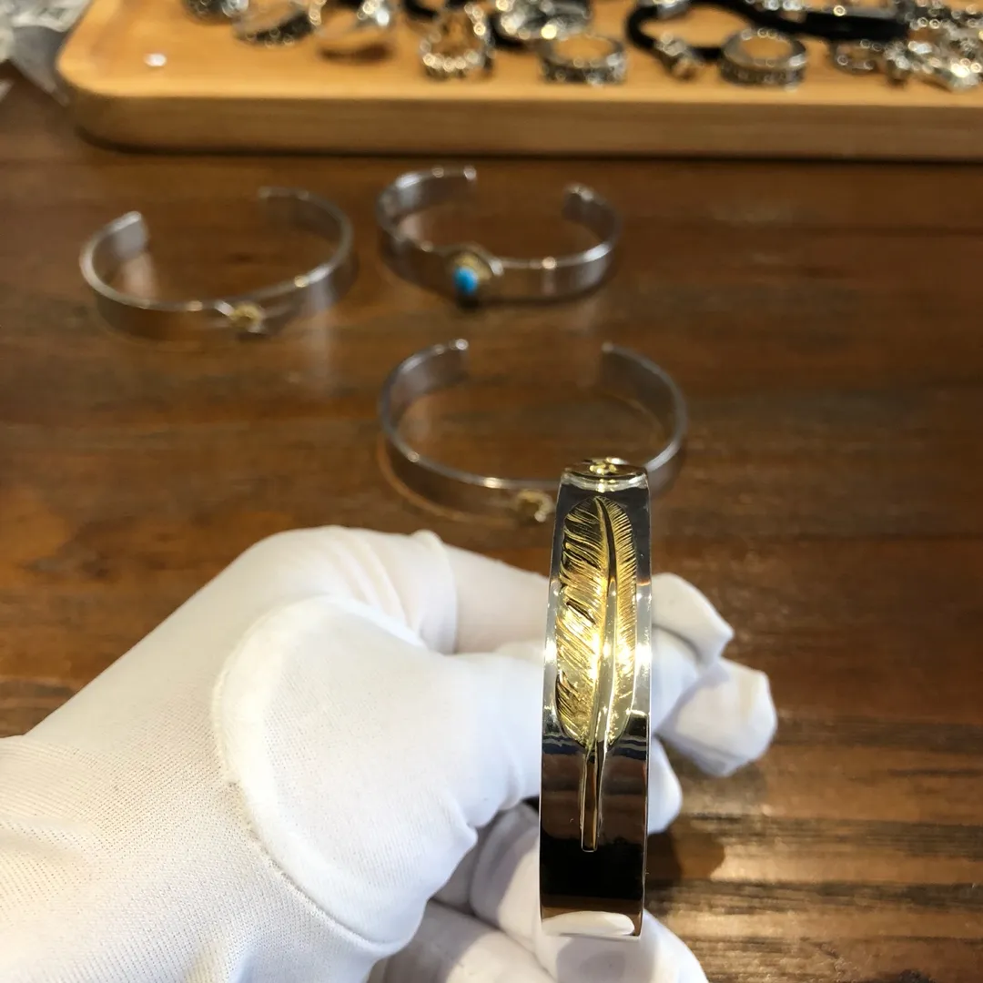 高橋goro’s ダブルフェザーゴールドブレスレット シルバー - 画像 (5)