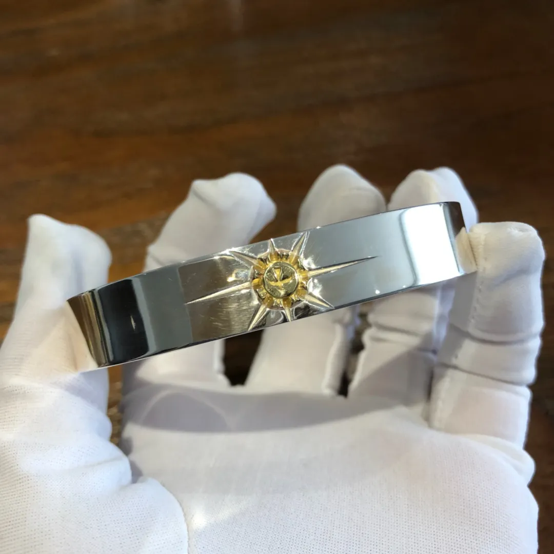 高橋goro’s ゴールド飛鳥印台手錠 シルバー - 画像 (3)