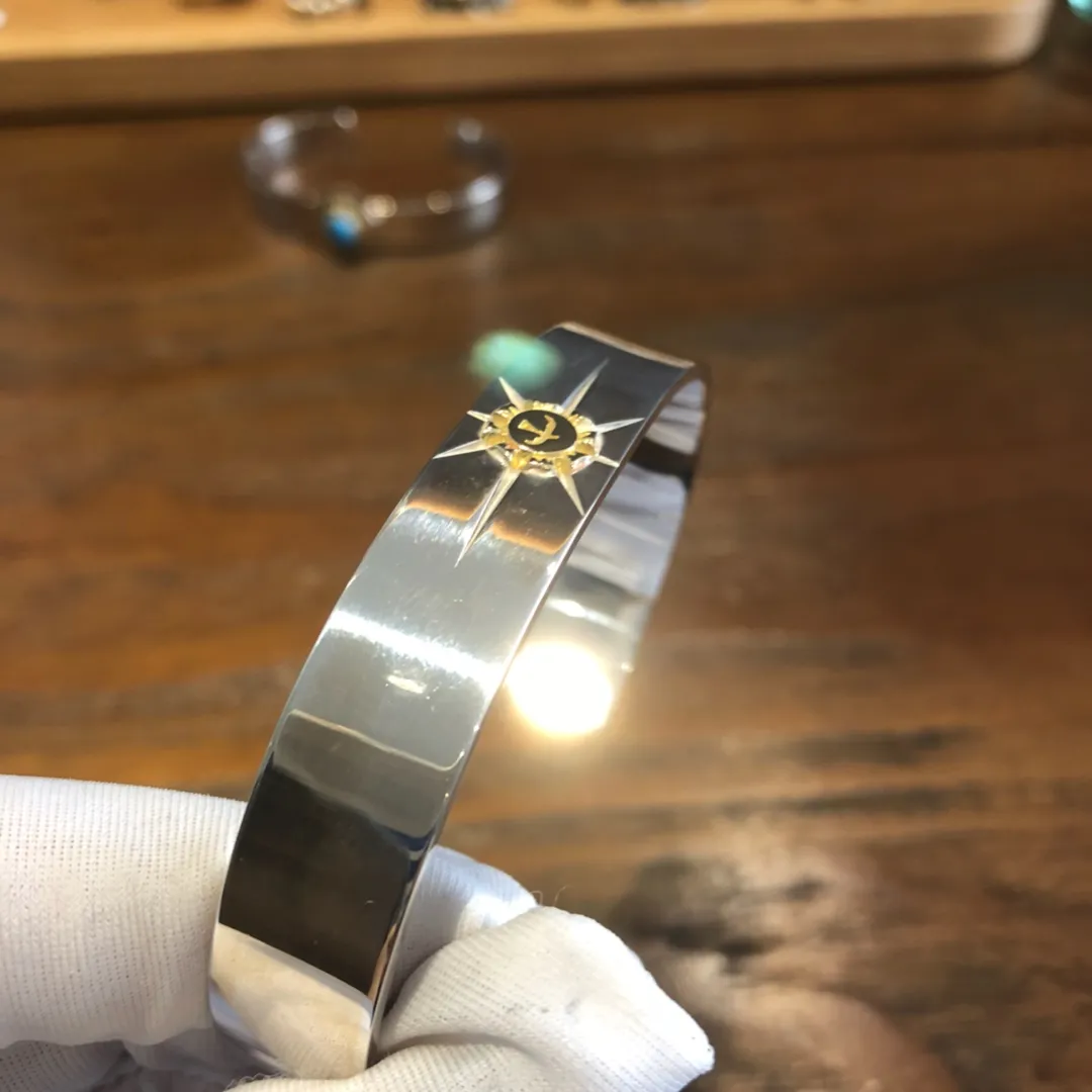 高橋goro’s ゴールド飛鳥印台手錠 シルバー - 画像 (7)