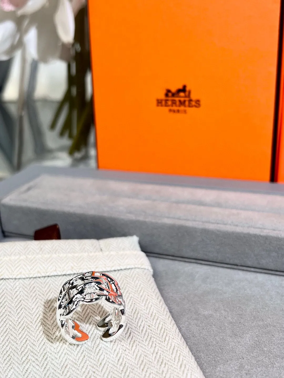 HERMÈS 新作トリプルリングピグノーズリング シルバー - 画像 (5)