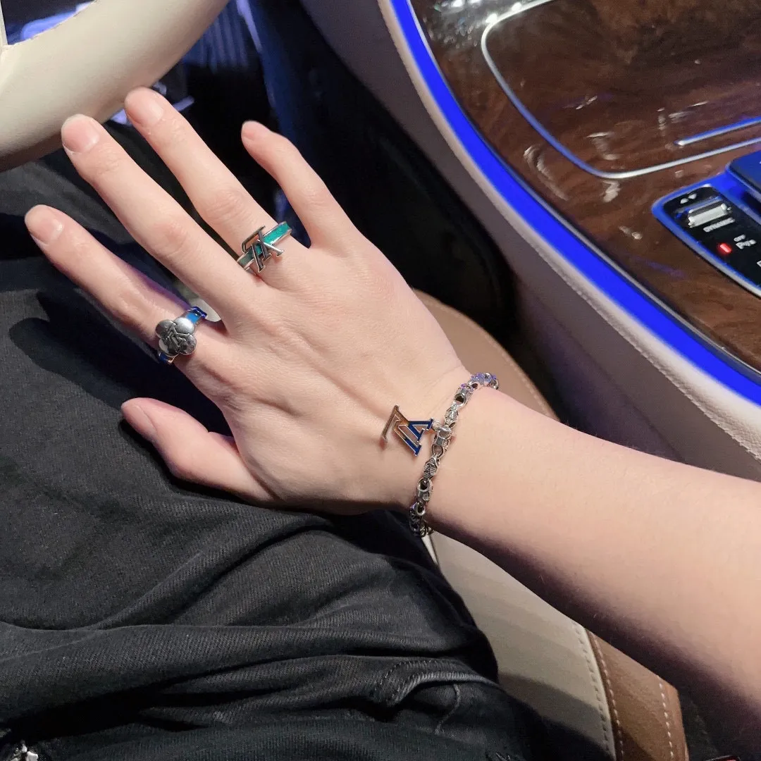 Louis Vuitton シルバー リング 復古デザイン - 画像 (6)