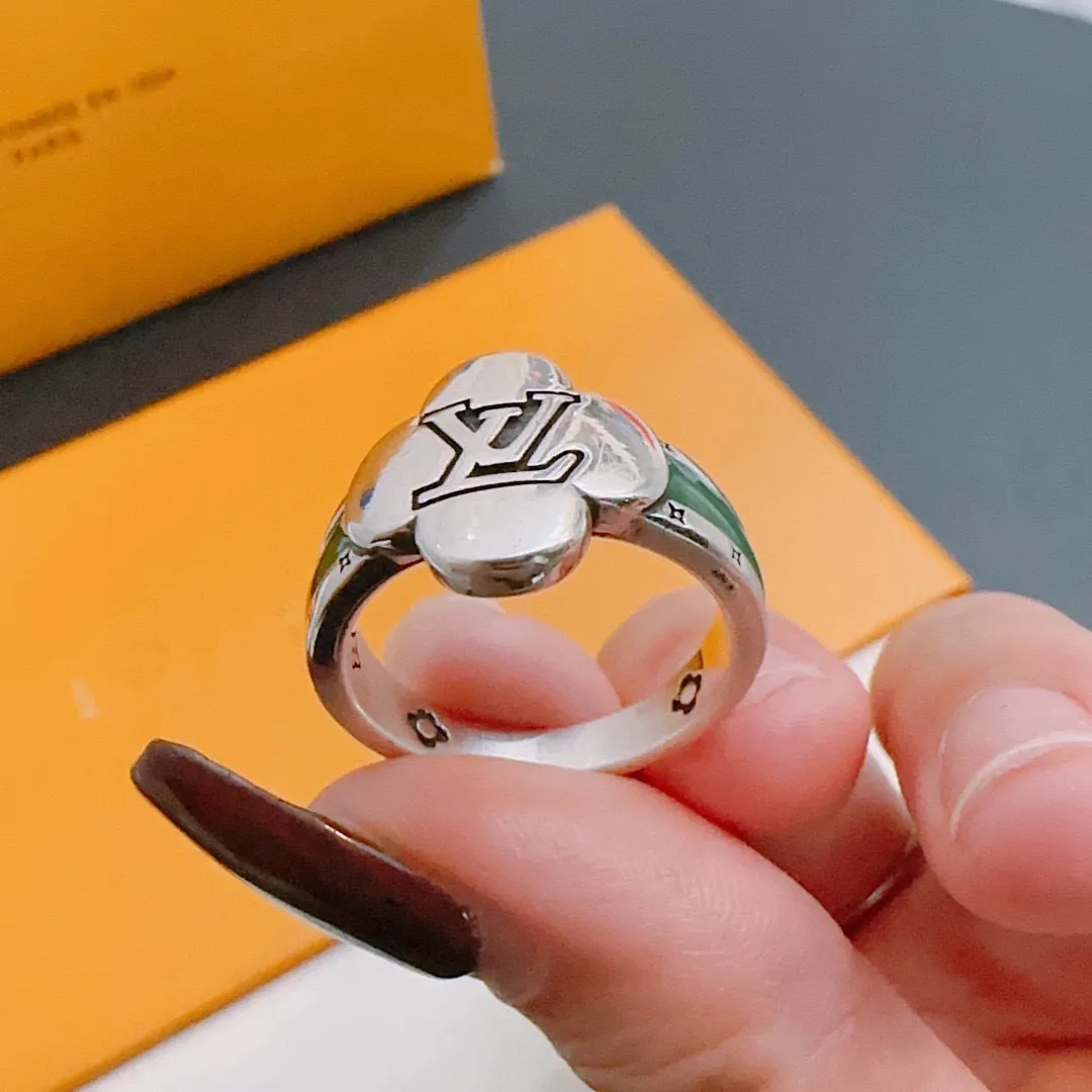 Louis Vuitton シルバー リング 復古デザイン - 画像 (7)