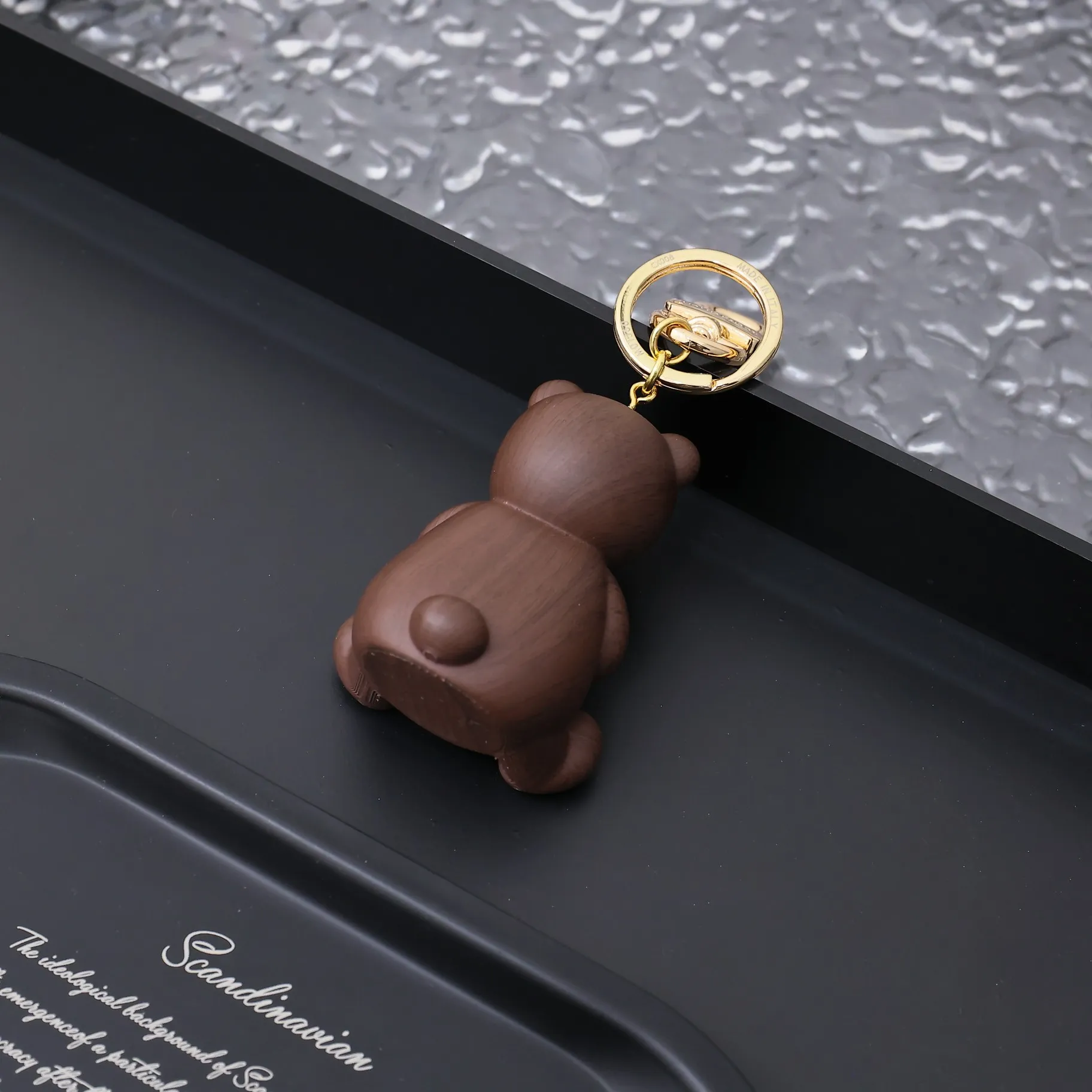 Louis Vuitton TEDDY BEAR 茶色キーホルダー - 画像 (9)