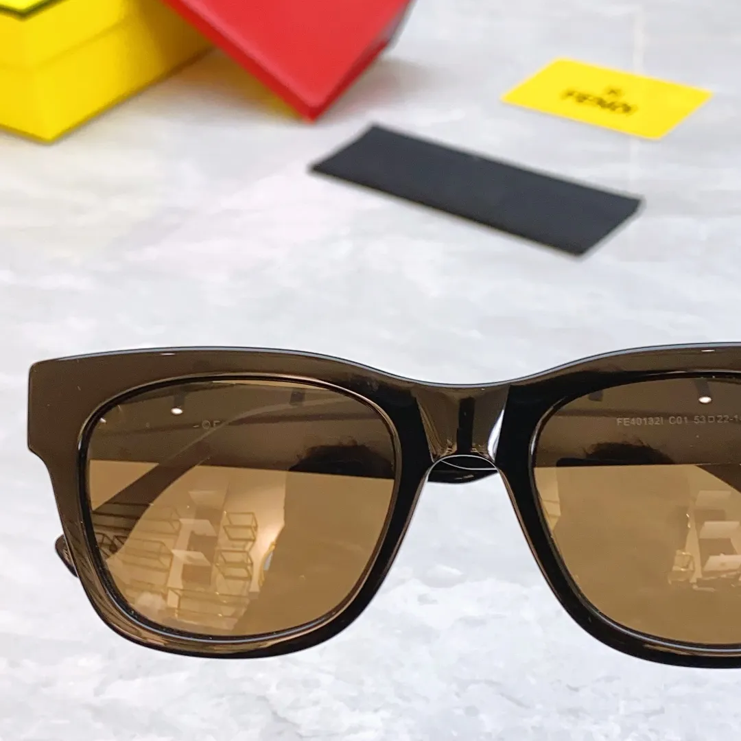 Fendi 新款サングラス ブラック FE40132I - 画像 (8)