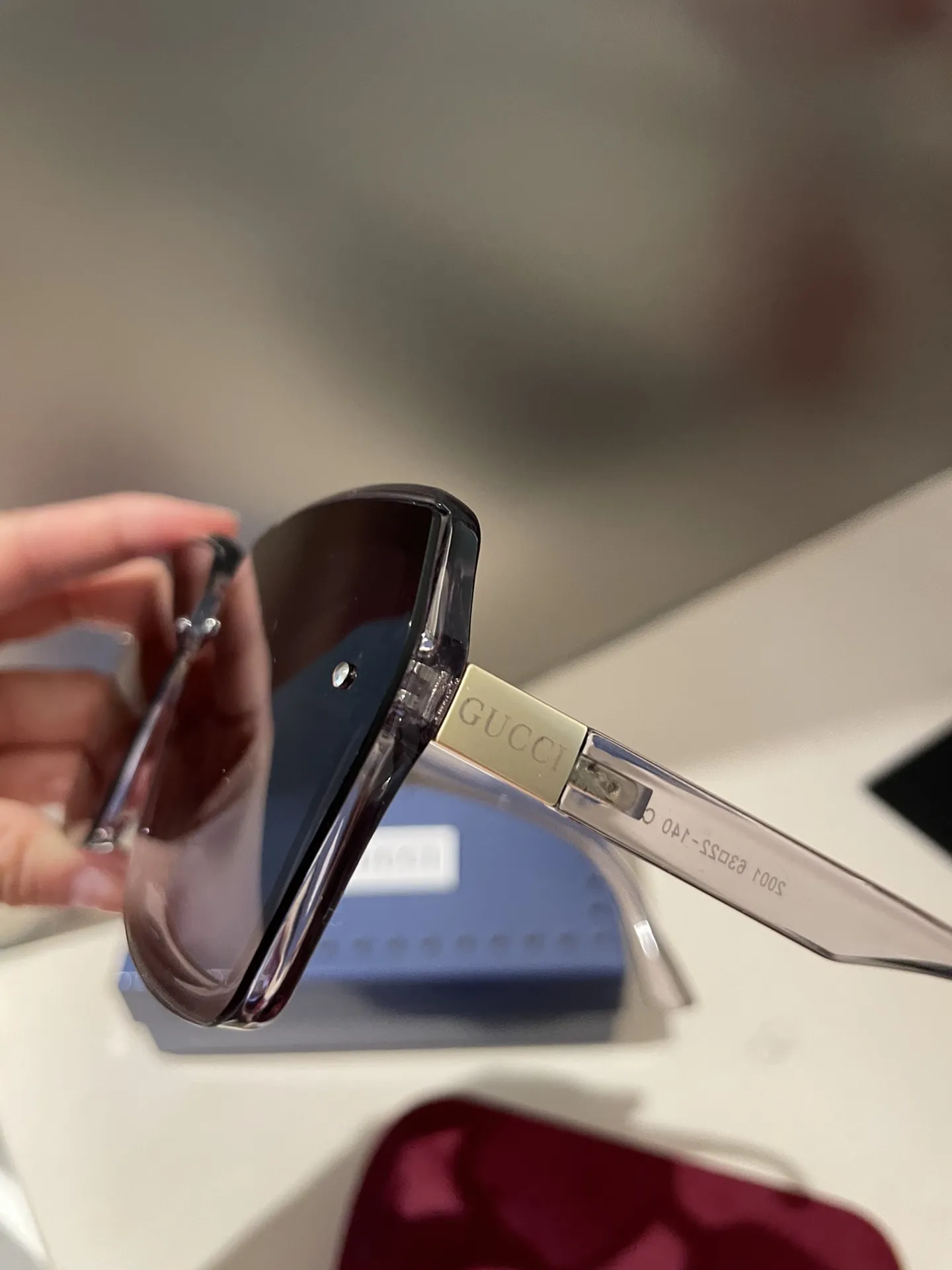 Gucci グレー偏光レンズ小香サングラス - 画像 (6)