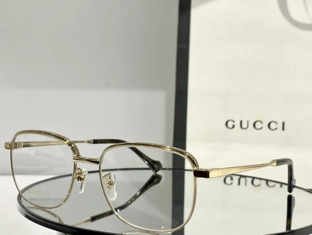 GUCCI GG1102O ブラック メタルスポーツサングラス - 画像 (3)
