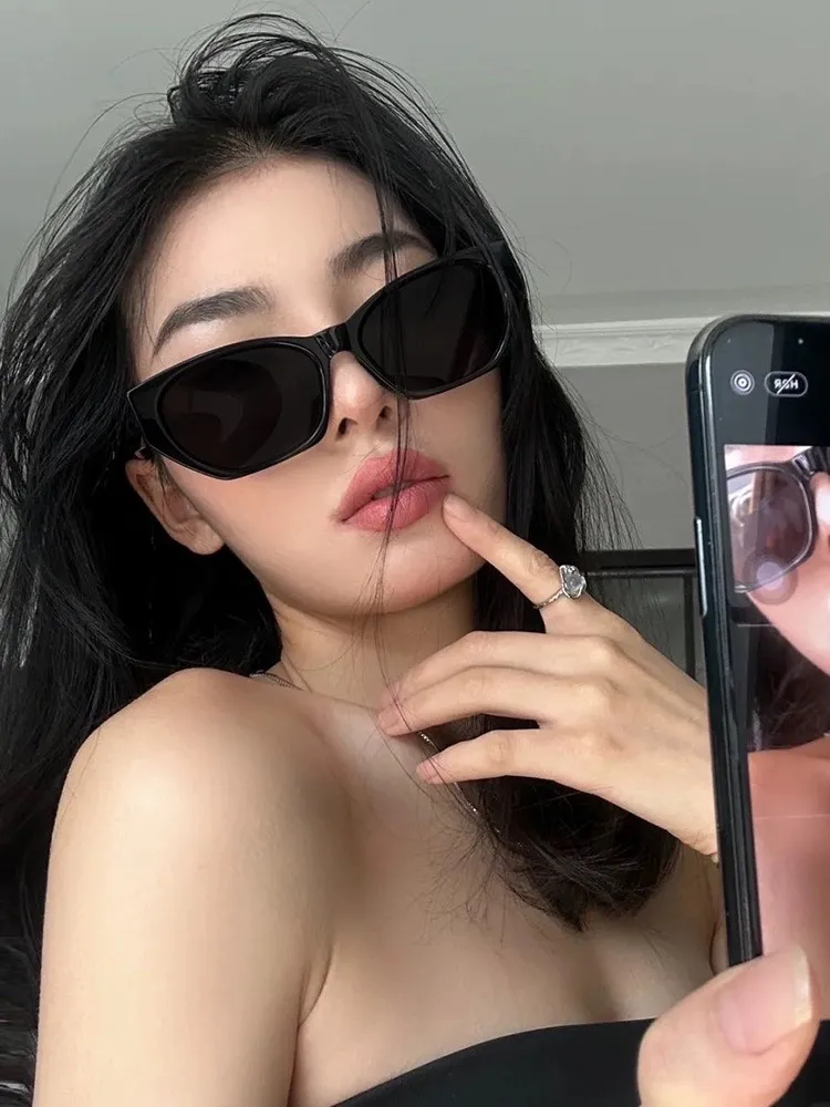 Louis Vuitton ルイヴィトン黒大框サングラスL6221 - 画像 (3)