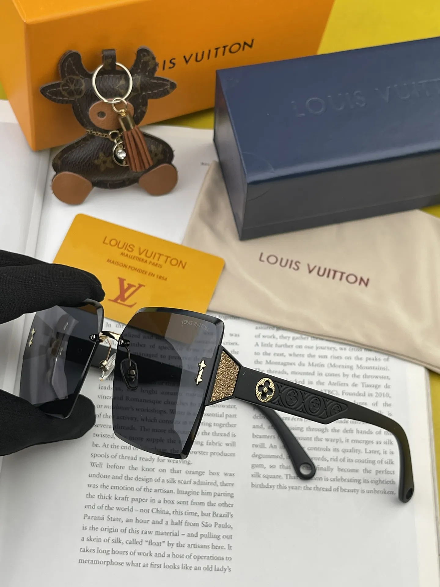 Louis Vuittonルイヴィトン紫色大框サングラスL4519 - 画像 (8)