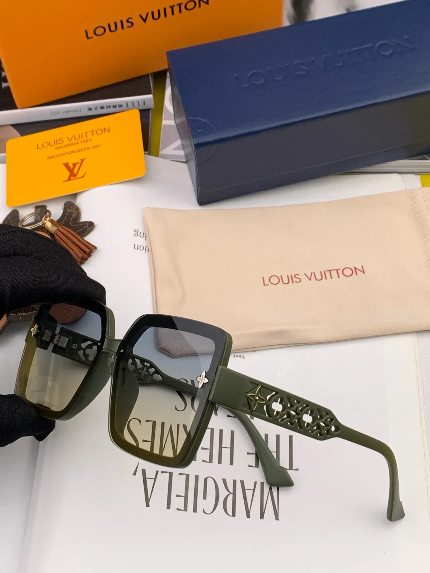 Louis Vuitton サングラス グレー クローバーデザイン - 画像 (8)