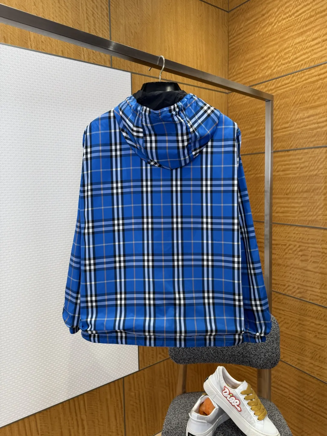 BURBERRYバーバリー青格子柄フード付きコート - 画像 (3)