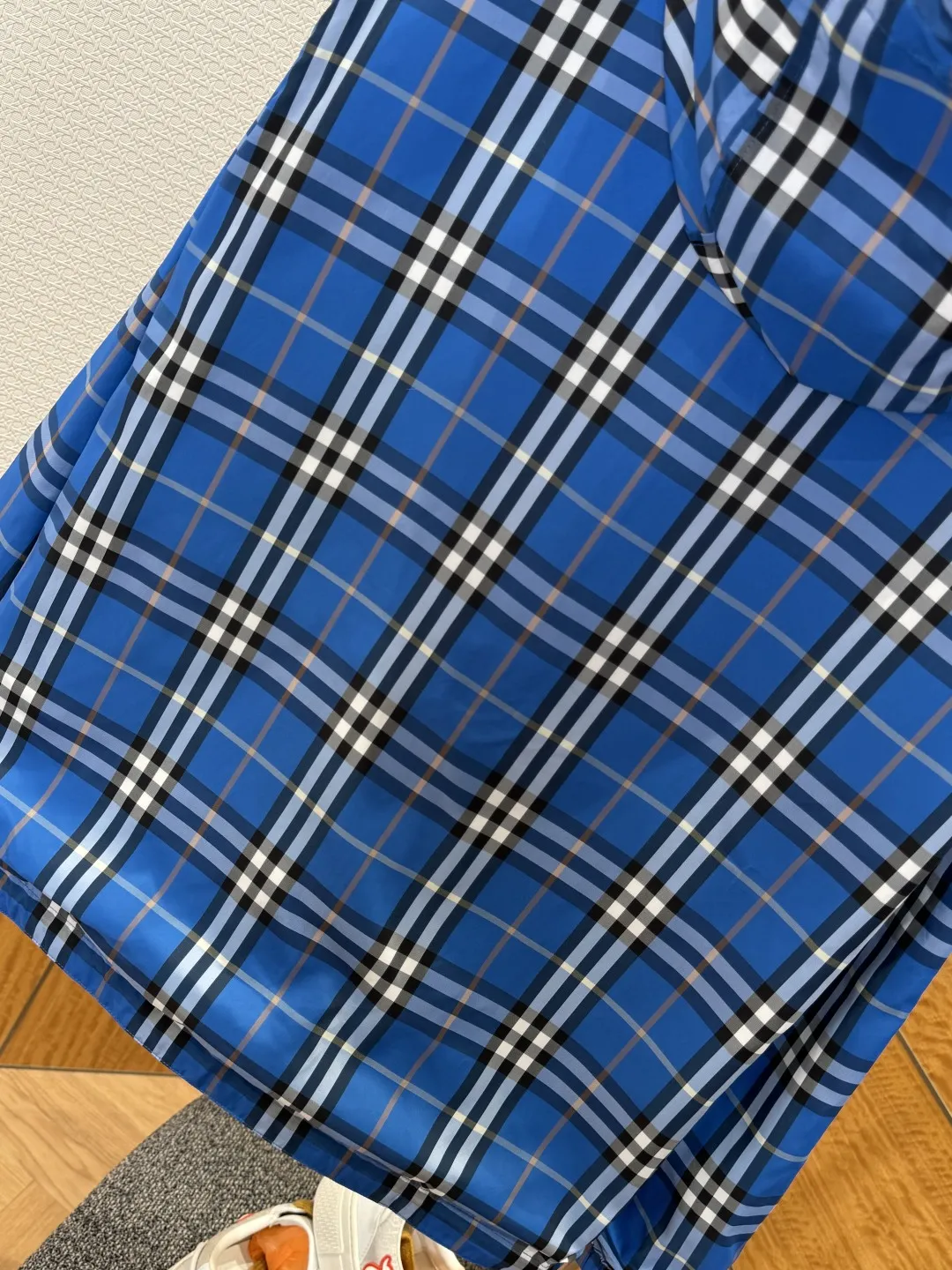 BURBERRYバーバリー青格子柄フード付きコート - 画像 (9)