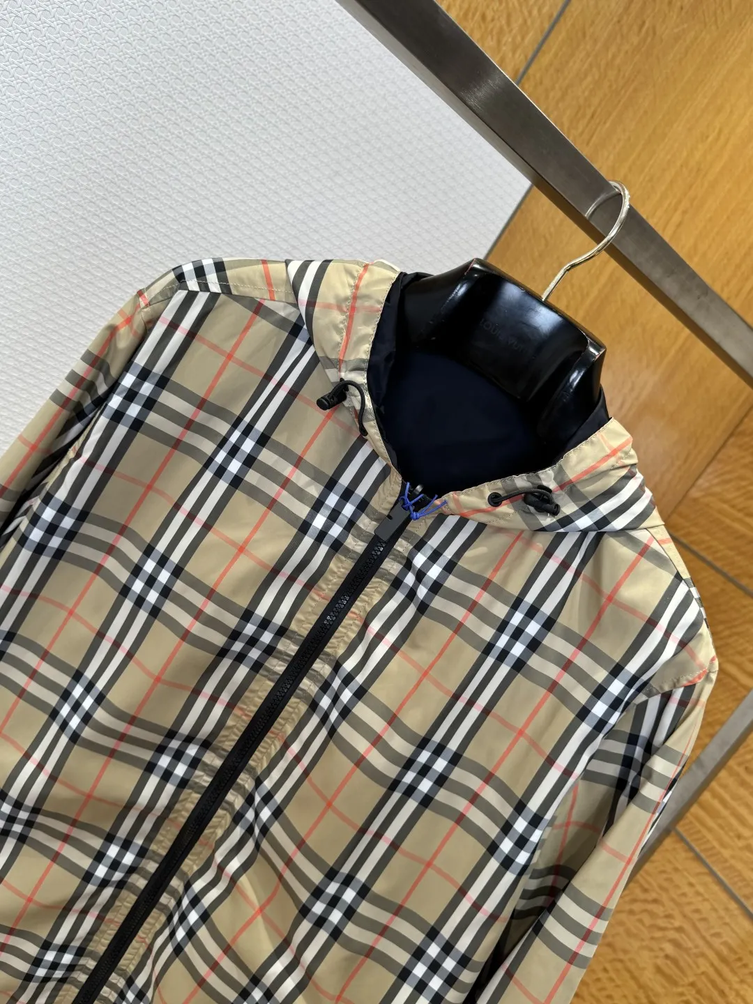 BURBERRYバーバリー ダブルフェイスチェックパーカー ベージュ - 画像 (6)