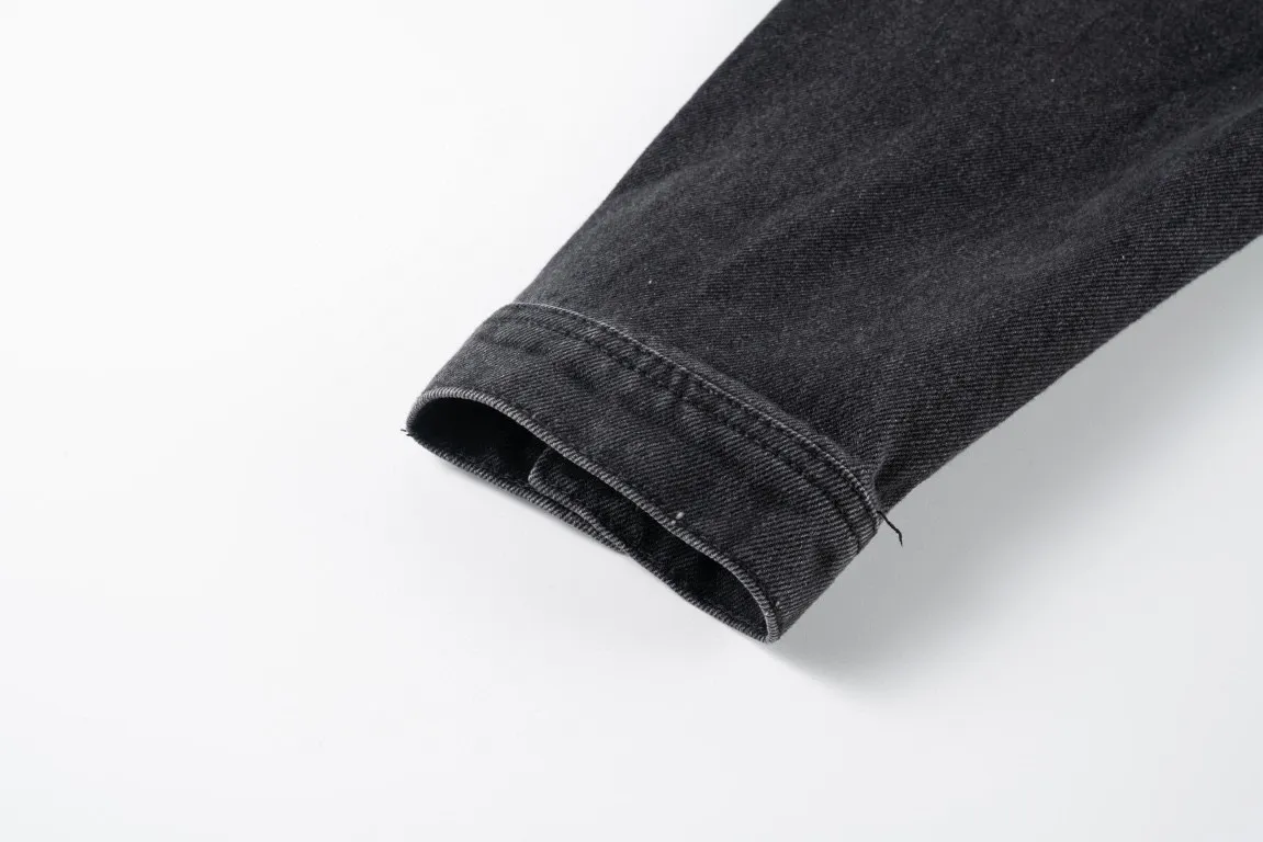 ChromeHearts ブラック刺繍皮标デニムジャケット - 画像 (8)