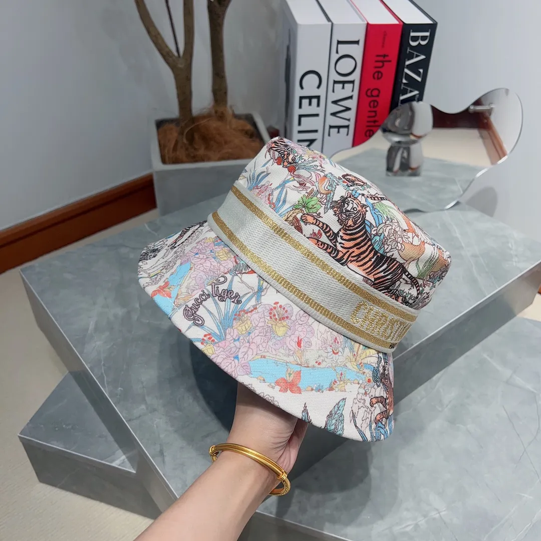 CHRISTIAN DIOR カラフル柄フィッシャーマンハット - 画像 (5)