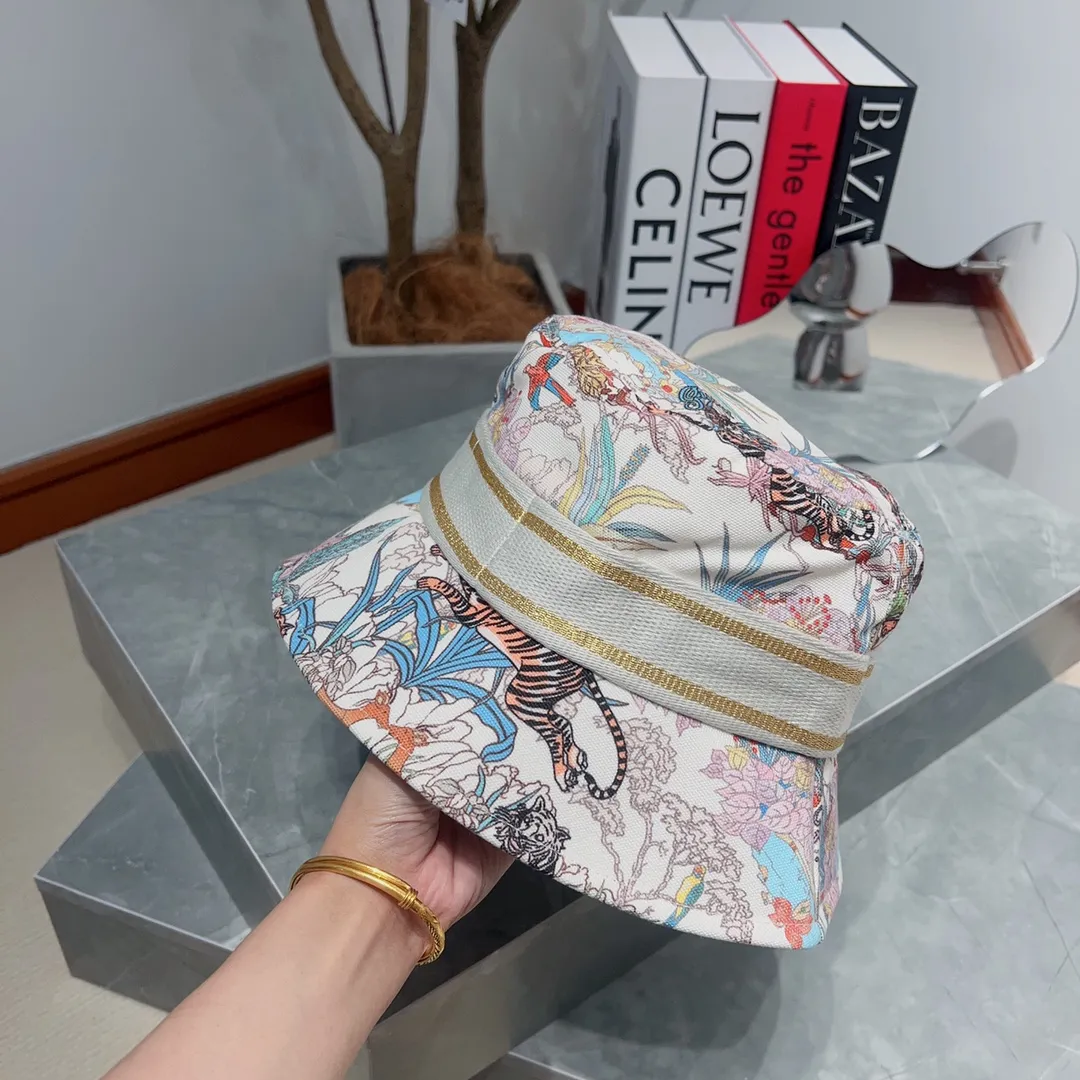 CHRISTIAN DIOR カラフル柄フィッシャーマンハット - 画像 (6)