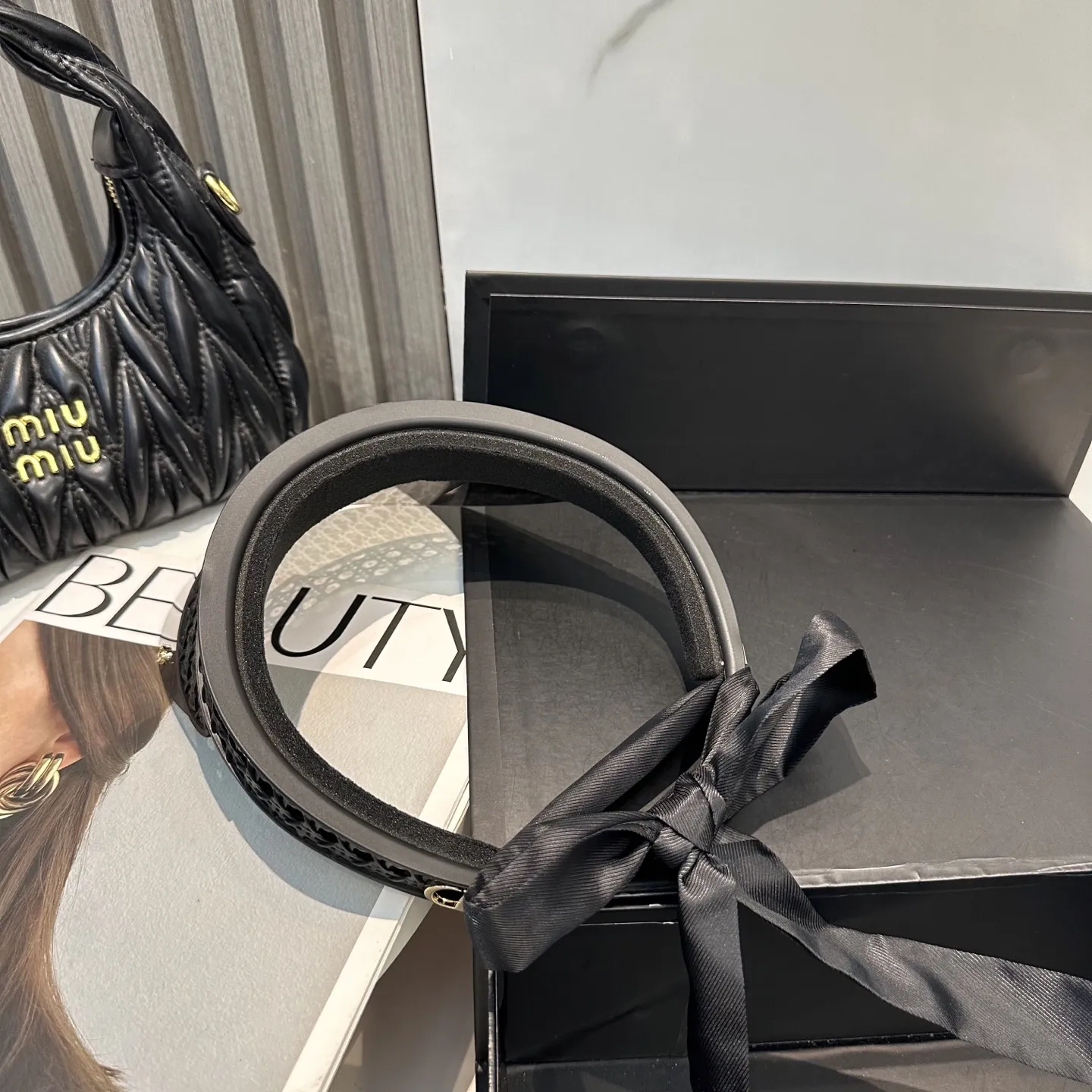 天明眼鏡 × ディオール ブラック 新作サンハット - 画像 (4)