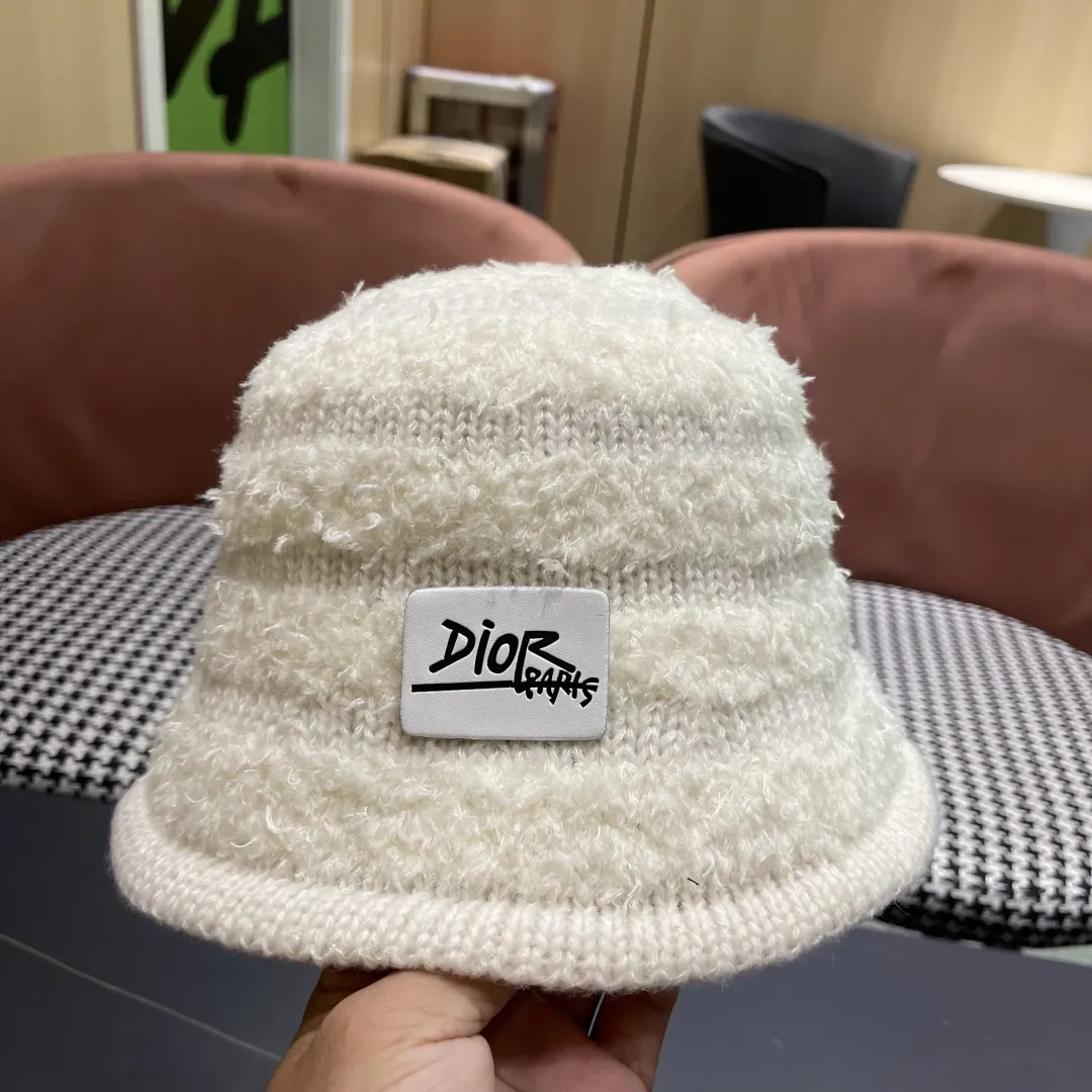 Christian Dior 白 冬用ウールバケットハット - 画像 (9)