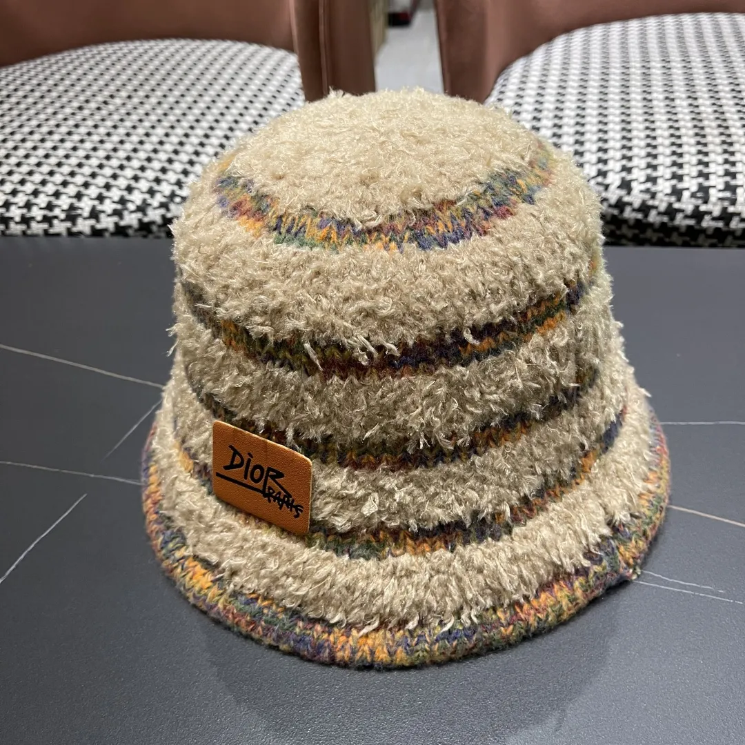 Christian Dior ベージュ 冬用ウールバケットハット - 画像 (3)
