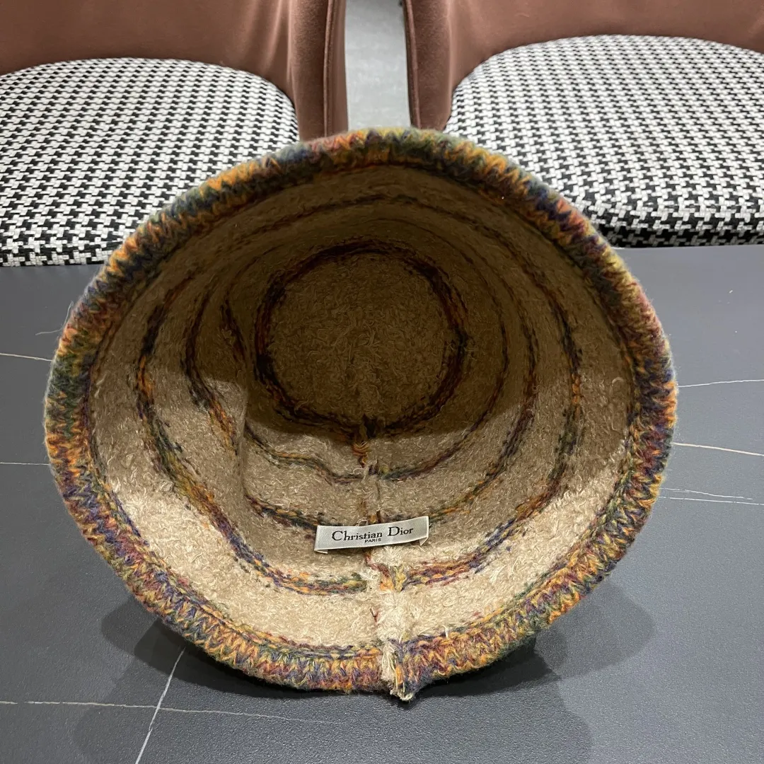 Christian Dior ベージュ 冬用ウールバケットハット - 画像 (12)